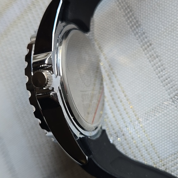 2016 Strange Music/ Tech N9ne Watch - Picture 5 of 13